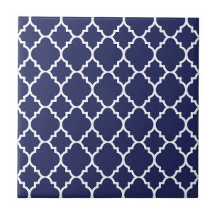 Carreau Motif marocain blanc de Quatrefoil de bleu marine