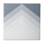 Carreau Motif moderne et audacieux, triangle<br><div class="desc">Cette tuile murale moderne présente un motif en chevron frappant composé de bandes dégradées en couches dans d'élégantes nuances de gris et de bleu. Ses lignes épurées et ses formes géométriques apportent profondeur et intérêt visuel au design. Ce carrelage est un excellent choix pour apporter une pop de personnalité sophistiquée...</div>