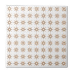 Carreau Motif moderne moderne du milieu du siècle<br><div class="desc">Design d'inspiration moderne du milieu du siècle avec motif vintage de petites étoiles rétro roses sur un arrière - plan blanc. Design simple et épuré, moderne et transparent. Créez votre propre motif personnalisé en téléchargeant une nouvelle image, ou utilisez le bouton "message" pour contacter le concepteur pour obtenir de l'aide....</div>