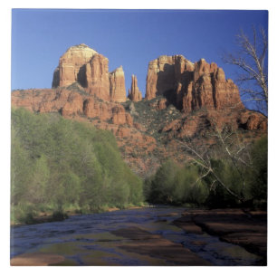 Carreau NA, États-Unis, Arizona, Sedona. Cathedral Rock et