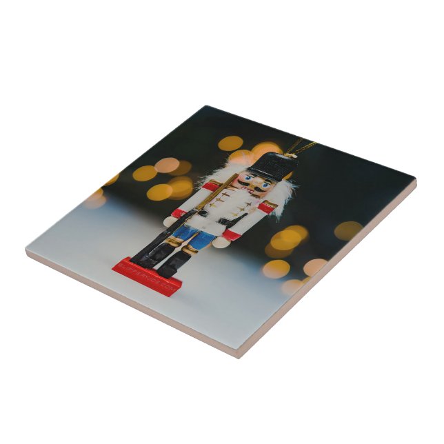 Carreau Noël SlipperyJoe nutcracker figurine ornement (Côté)