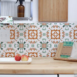 Carreau Orange Brûlé Vert Blanc Aztèque Tribal géométrique<br><div class="desc">Magnifique tuile en céramique motif de style traditionnel de haute qualité, conçue en orange brûlé et en vert turquoise sur un arrière - plan blanc avec motif de glace aztèque géométrique. Parfait pour un design d'intérieur moderne de style frais, pour un arrière-plan cuisine élégant, salle de bain ou décoration murale...</div>