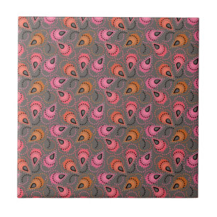 Carreau Paisley motif.