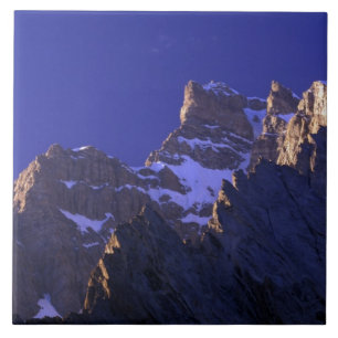 Carreau Pakistan, chaîne Baltoro Muztagh. Lever de soleil
