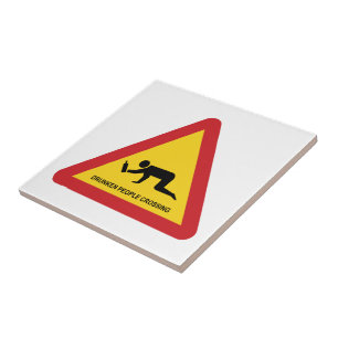 CARREAU PERSONNES BLANCHES TRAVERSANT LE SIGNE DE LA CIRCU