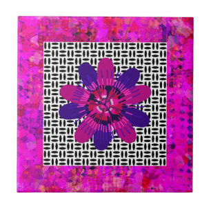 Carreau Pétales de fleurs en rose et violet noir et blanc