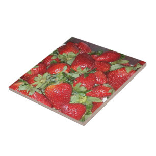 Carreau Pile de fraises rouges juteuses