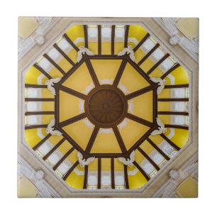 Carreau Plafond décoré à la gare de Tokyo