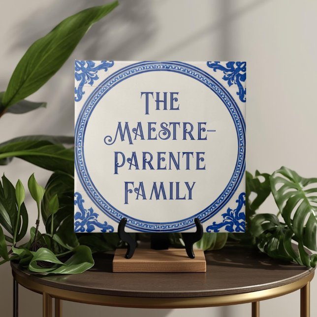 Carreau Plaque de nom de maison personnalisée Azulejo Bleu (Azulejo Mediterranean Blue & White Custom House Name Or Family Name Plaque Sign Square Ceramic Tile)
