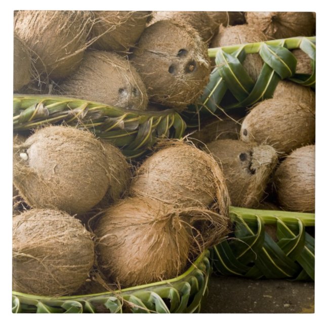 Carreau Polynésie, Royaume des Tonga. Présentation de noix (Devant)