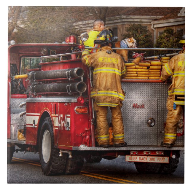 Carreau Pompiers - Metuchen Fire Department (Devant)