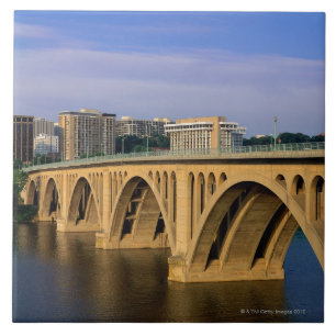 Carreau Pont de Francis Scott Key en journée