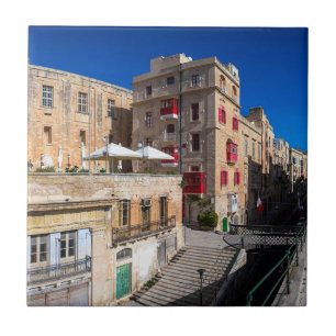 Carreau Pont, rue étroite avec escaliers à La Valette