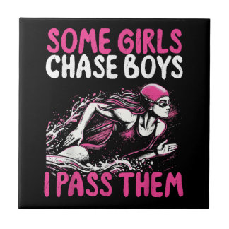 Carreau Quelques Filles Pourchassent Les Garçons Je Les Pa