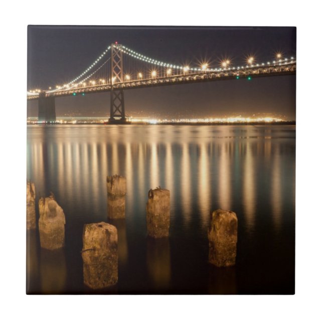 Carreau Réflexions de nuit de pont de baie d'Oakland (Devant)