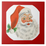 Carreau Rétro Vintage Jolly Santa Claus de Christmas<br><div class="desc">Carrelage en céramique avec une photo festive rétro. Le vieux Père Noël Jolly avec ses joues rousses et son sourire chaleureux et amical. Un peu de nostalgie de l'ancienne école pour les vieux temps,  cette image rappelle les souvenirs des célébrations du passé de Noël.</div>