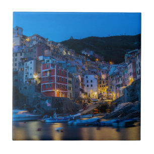 Carreau Riomaggiore la nuit Cinque Terre Ligurie Italie
