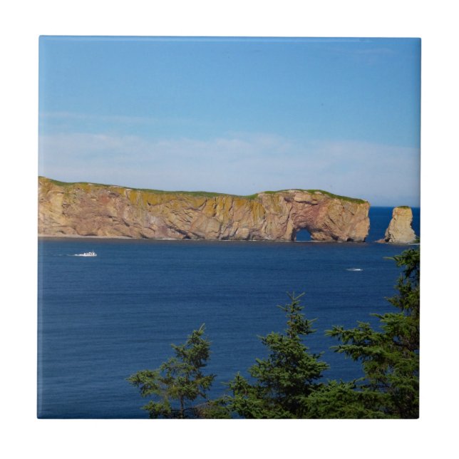Carreau Rocher Percé dans le golfe du Saint-Laurent (Devant)