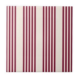 Carreau Rouge bordeaux et beige cinq rayures motif