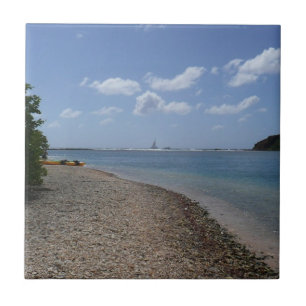 Carreau Sailboat à la distance de St Thomas