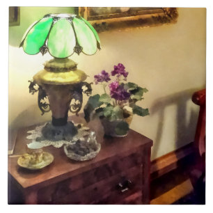 Carreau Salon Cosy avec Lampe en Pétales de Fleur