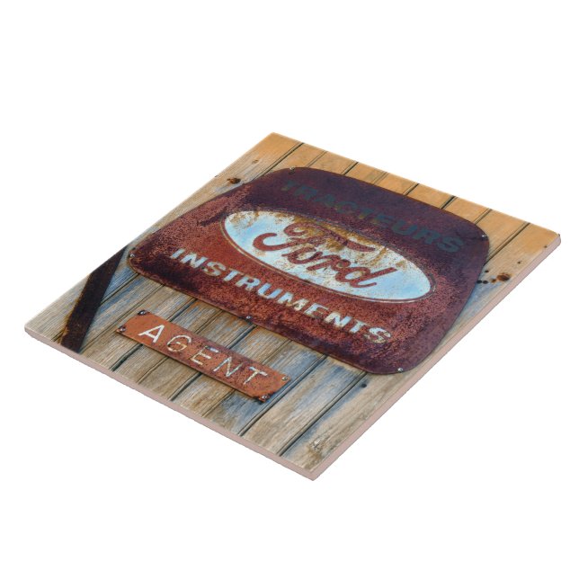 Carreau Signe français en émail rouillé. (Côté)