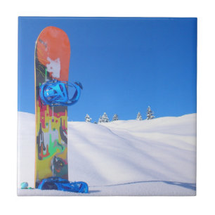 Carreau Snowboard en Neige fraîche, Ciel Bleu