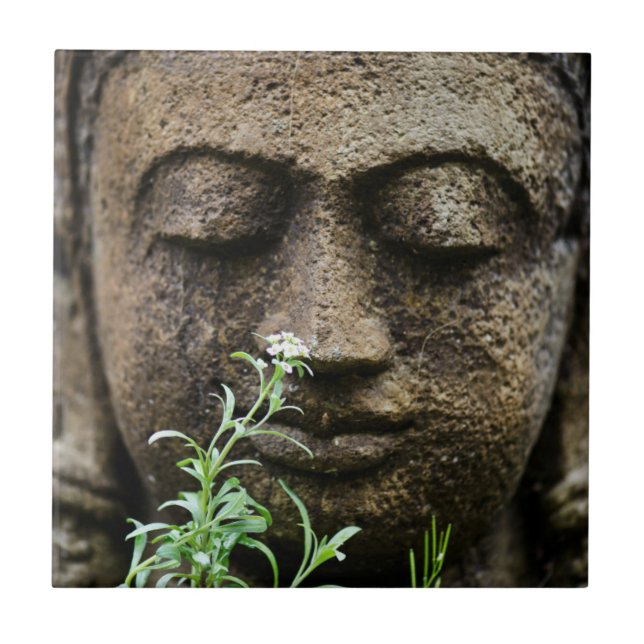 Carreau Statue de jardin en pierre avec fleur (Devant)