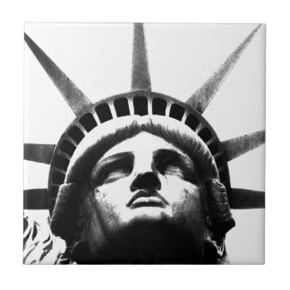 Carreau Statue noire et blanche de la Liberté