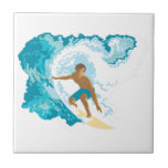 Carreau Surfer<br><div class="desc">Frappez la plage,  attrapez une vague ! C'est une aventure des vagues se brisantes grandes avec cette conception sur des sacs de plage,  serviettes,  T-shirts et plus !</div>