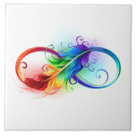 Carreau Symbole d'infini avec plume arc-en-ciel<br><div class="desc">Symbole artistique à l'infini avec une belle plume arc-en-ciel sur un arrière - plan blanc. Style tatouage.</div>
