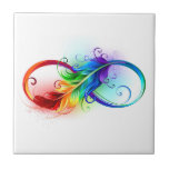 Carreau Symbole d'infini avec plume arc-en-ciel<br><div class="desc">Symbole artistique à l'infini avec une belle plume arc-en-ciel sur un arrière - plan blanc. Style tatouage.</div>
