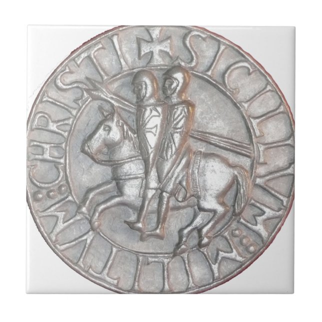 CARREAU TEMPLAR ADOUBE L'EMBLÈME (Devant)