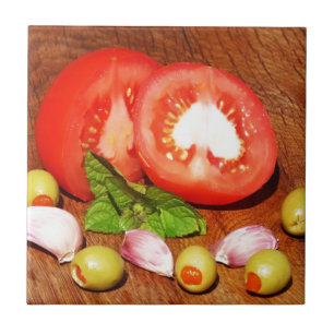 Carreau tomate aux olives farcies et à l'ail