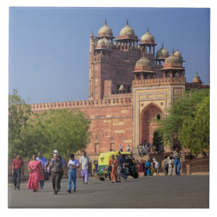 Carreau Touristes devant Fatehpur Sikri, en