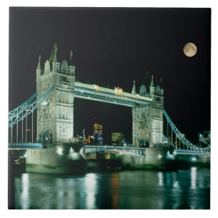 Carreau Tower Bridge la nuit, Londres, Angleterre