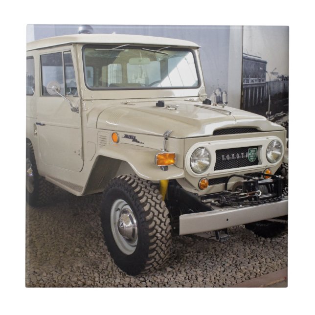 Carreau Toyota Land Cruiser BJ40 (Devant)