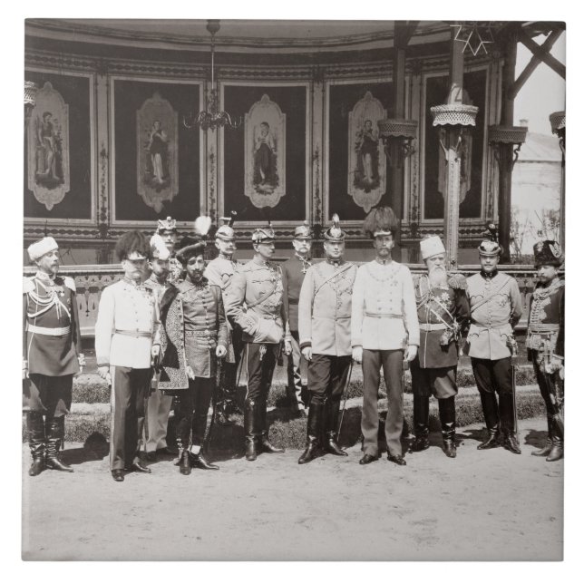 Carreau Tsar Nicholas II (1868-1918) se tenant à garde (Devant)
