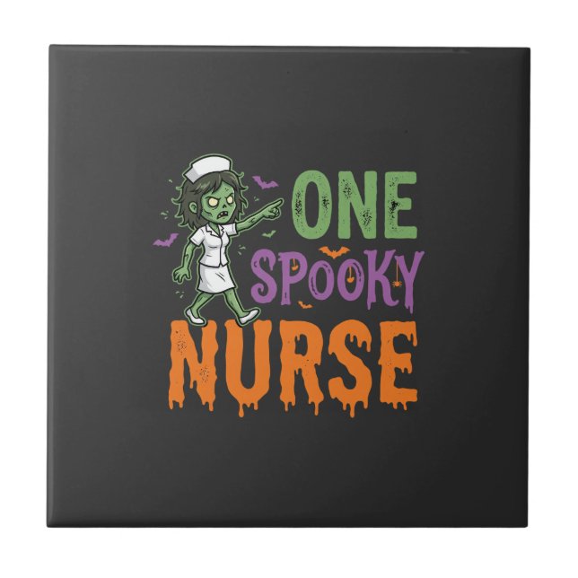 Carreau Un design d'Halloween d'infirmière effrayante (2)_ (Devant)