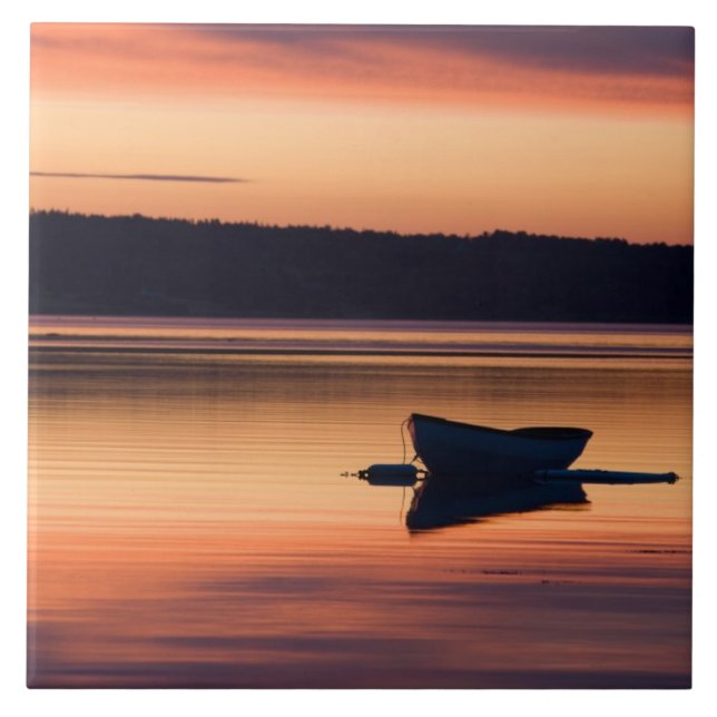Carreau Un skiff au lever du soleil dans Eggemoggin Reach  (Devant)