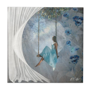 Carreau Une femme en robe bleue sur un swing