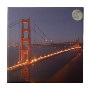 Carreau USA, Californie, Marin. Lune au-dessus du