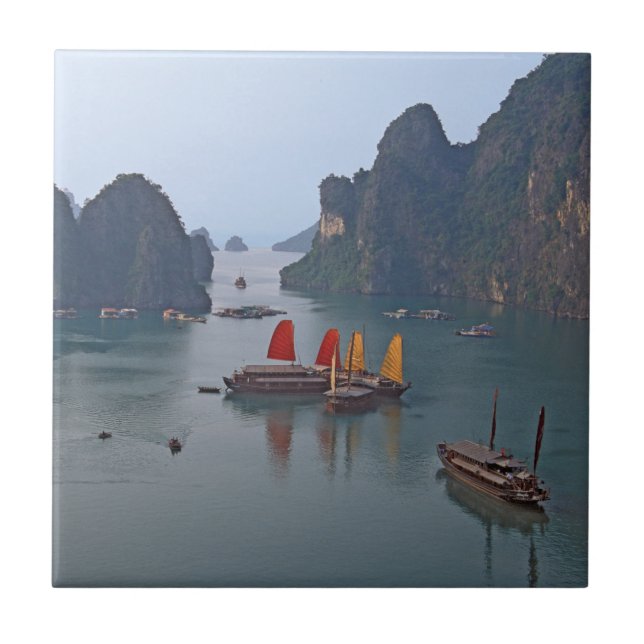 Carreau Voiliers dans la baie d'Halong - Vietnam, Asie (Devant)