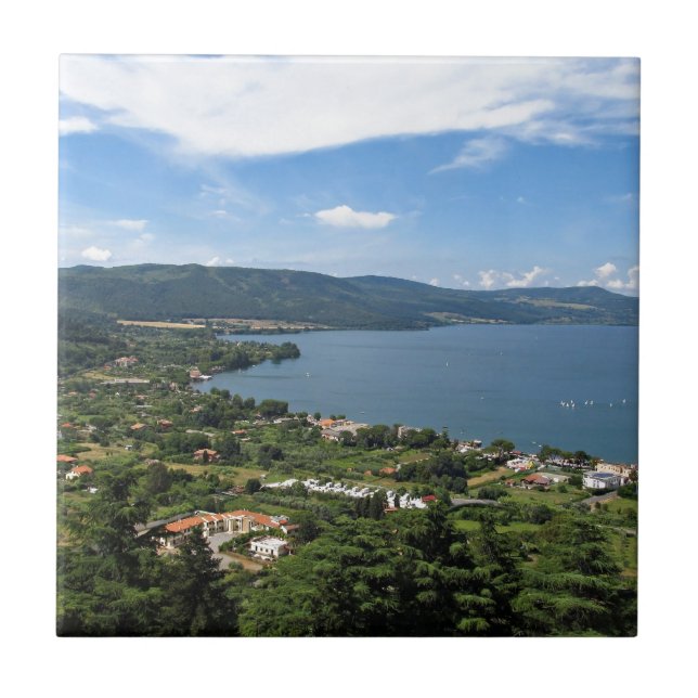 Carreau Vue panoramique de Bracciano de lac (Devant)