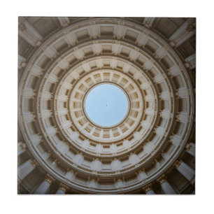 Carreau Vue symétrique vers l'oeil d'un grand dôme