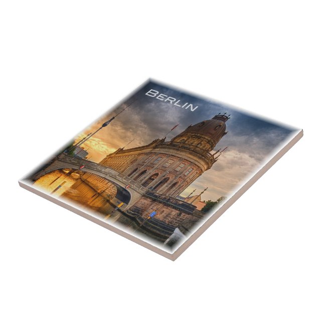 Carreau zDE051 MUSÉE BERLIN Allemagne, (Côté)