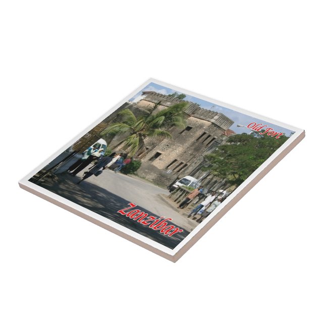 Carreau zTZ009 ZANZIBAR, Vieux Fort, Tanzanie, Afrique, (Côté)