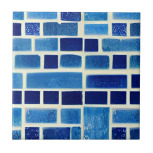 Carreaux bleu électrique, art géométrique blanc