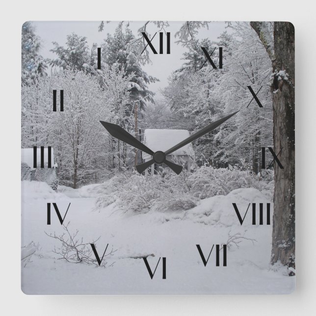 Carrée Ancienne maison de puits en hiver Horloge arrière (Recto)