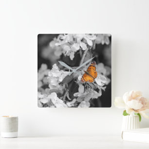 Carrée Beurre-Dame Américaine Sur Horloge Mur En Fleur